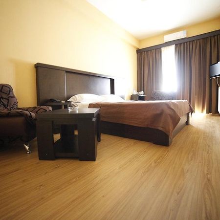 Avenue Hotel Tbilisi Værelse billede