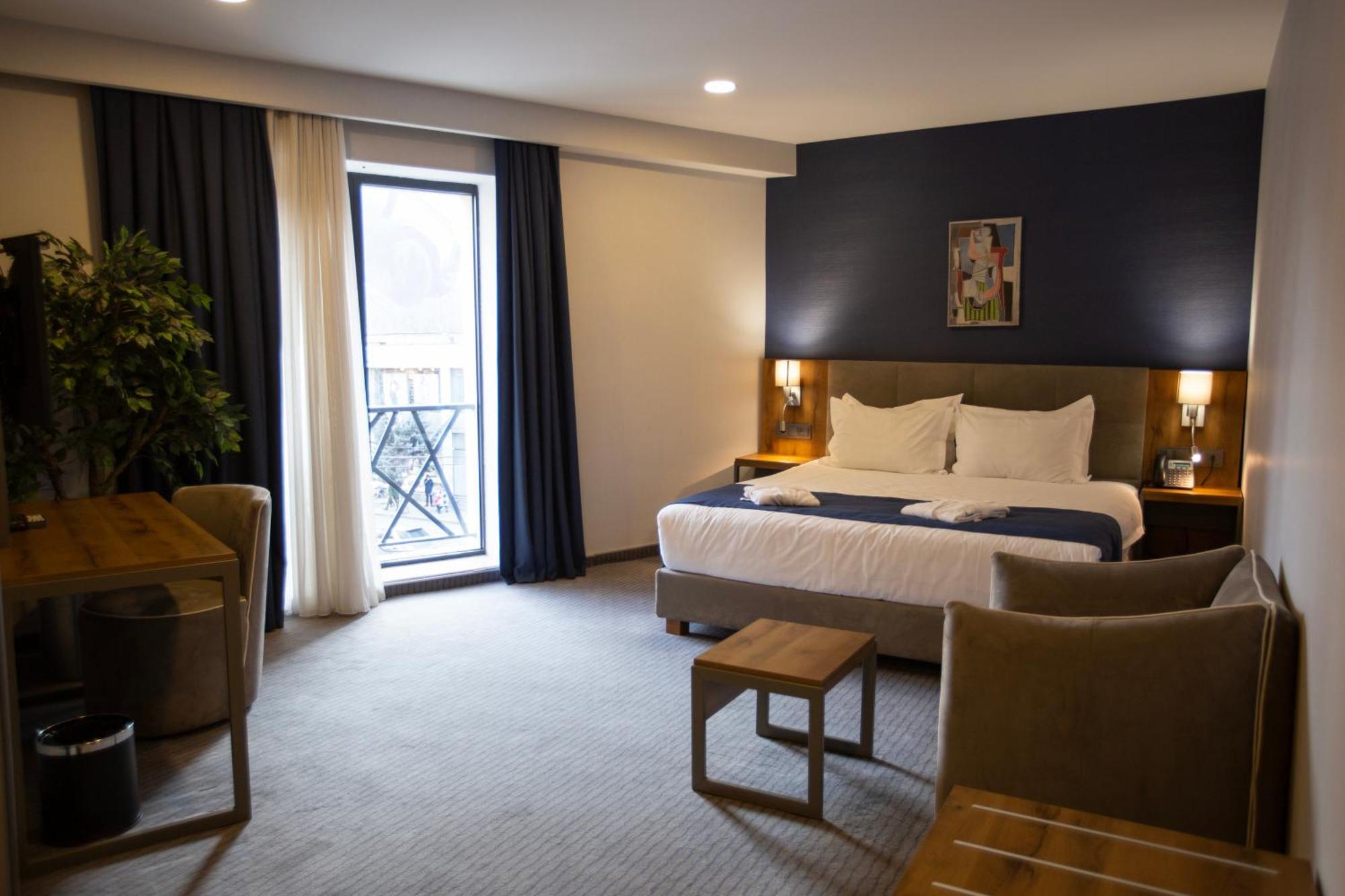 Avenue Hotel Tbilisi Eksteriør billede