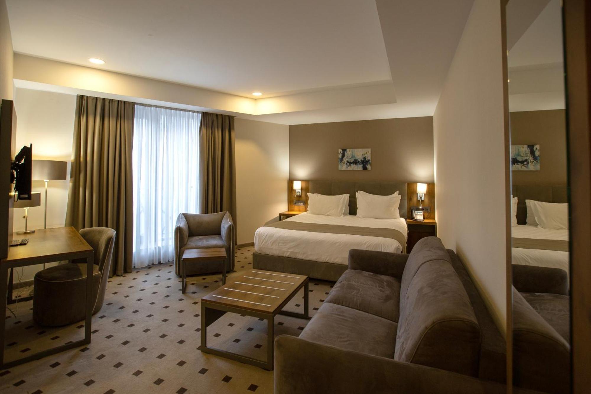 Avenue Hotel Tbilisi Eksteriør billede