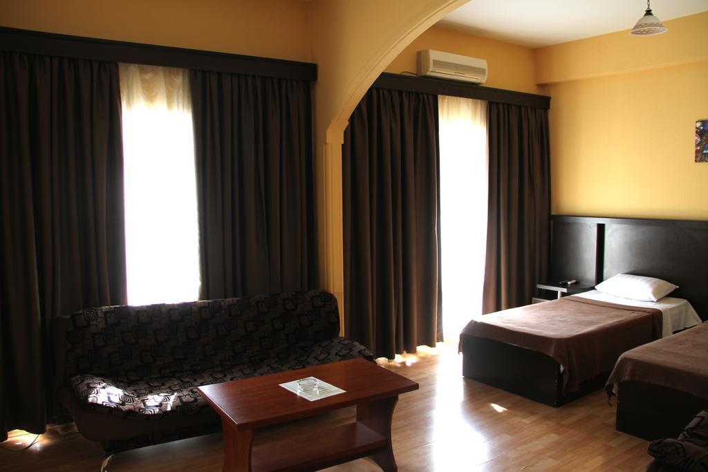 Avenue Hotel Tbilisi Værelse billede