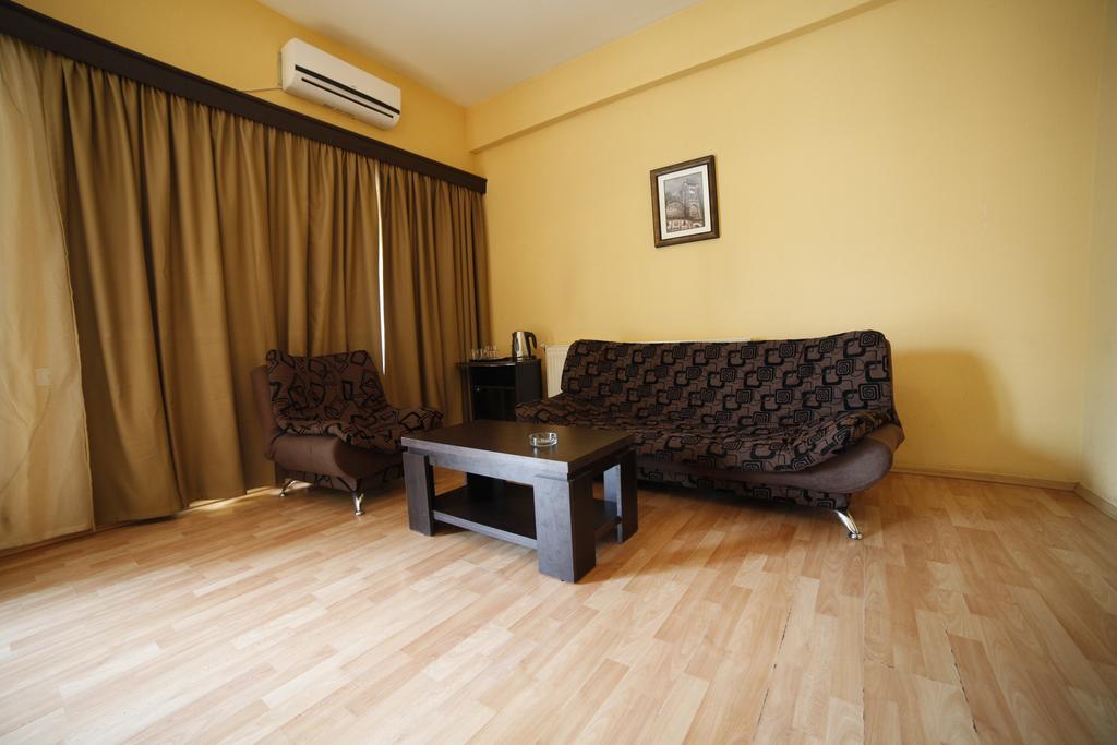 Avenue Hotel Tbilisi Værelse billede