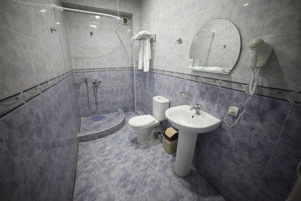Avenue Hotel Tbilisi Værelse billede
