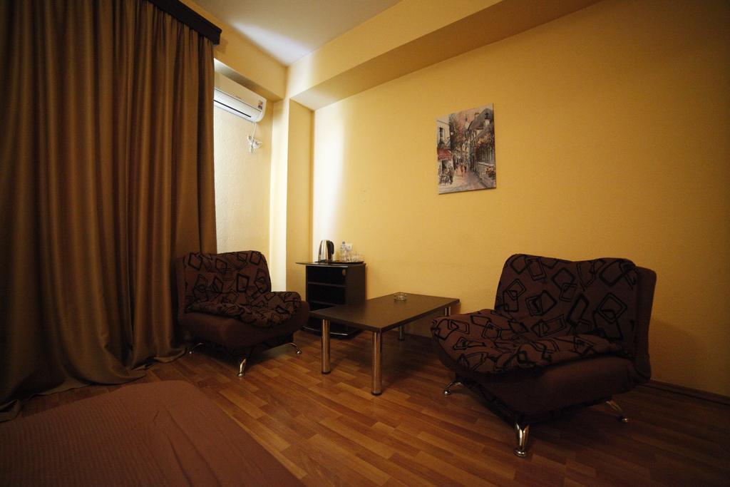 Avenue Hotel Tbilisi Værelse billede